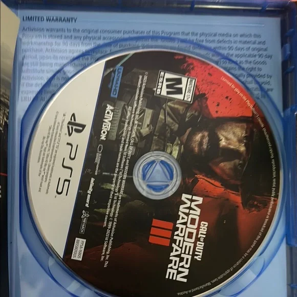 Bundle of 4 ps5 games that include GOW Ragnaron 2k23 and Call of Duty MW3